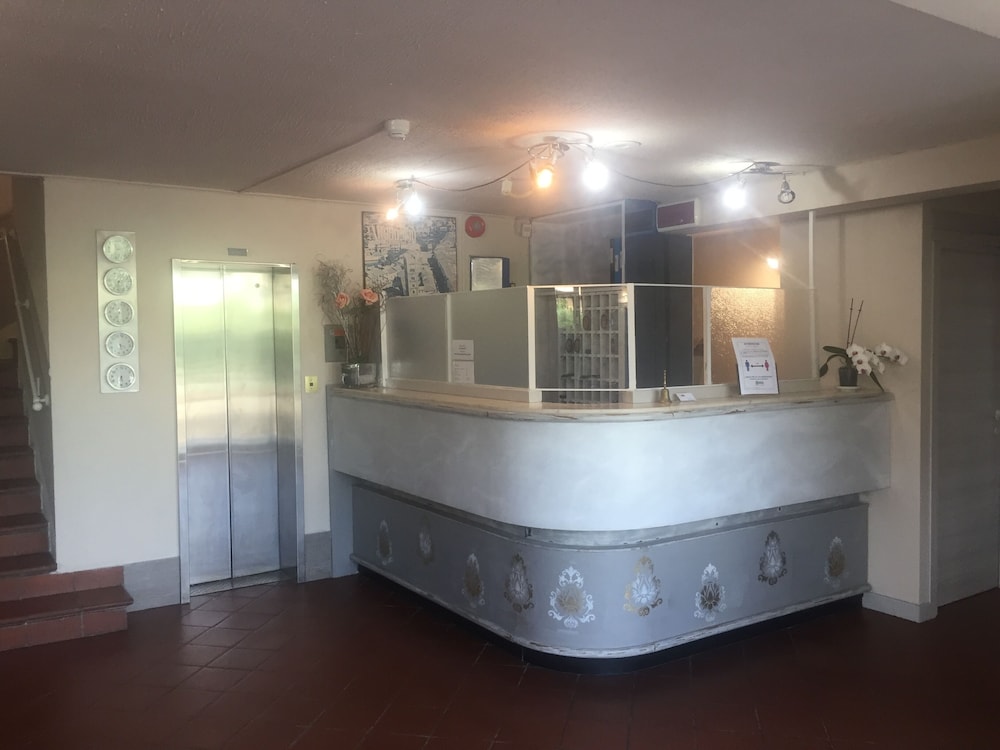 Hotel One — Altopascio