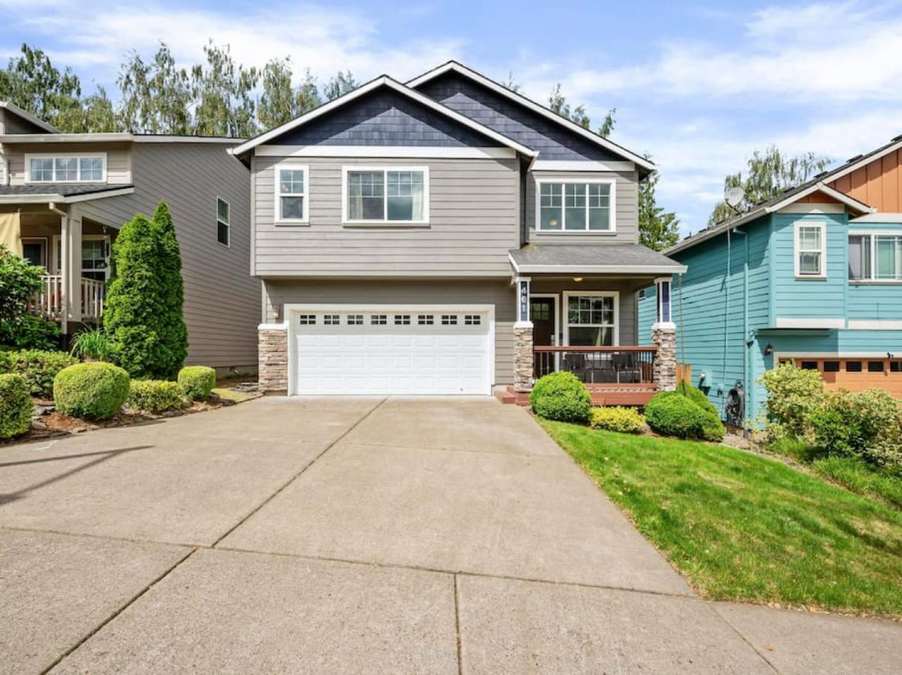 Troutdale Treasure Spacious 3BR 3 Bath Home near Edgefield — 4-Star Luxury Hotel in Troutdale, United States