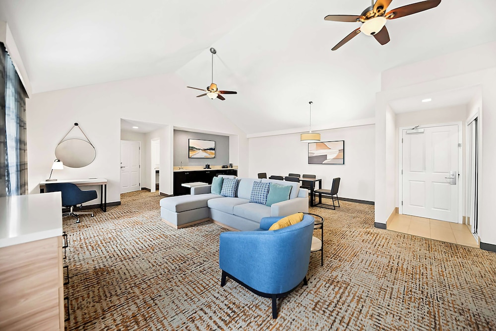 Hampton Inn Morgan Hill - photo 23