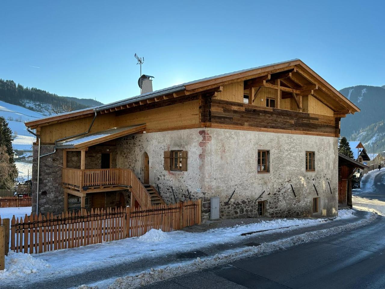 Alpin Chalet Samer — 4-Star Luxury Hotel in Sarentino, Italy