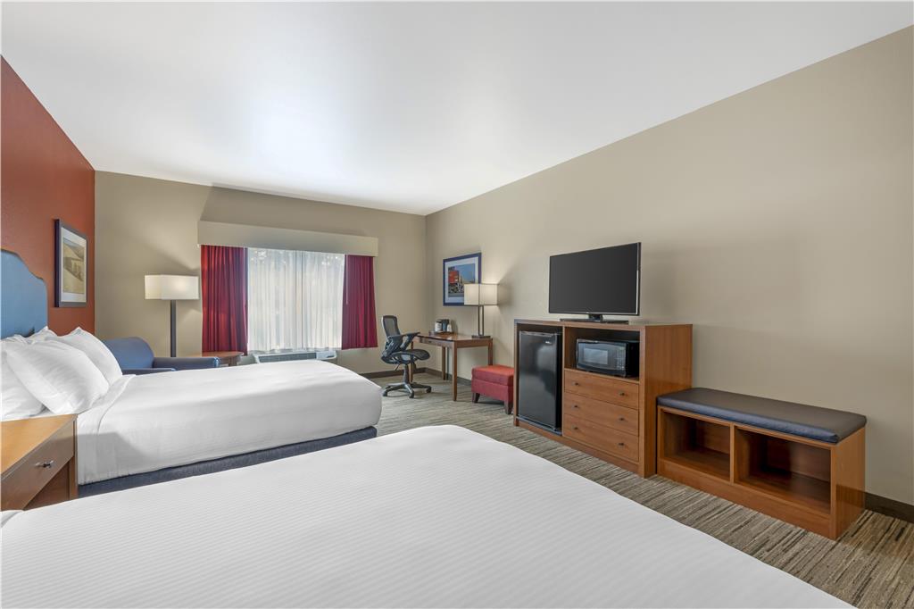 Best Western Bronco Inn - photo 12