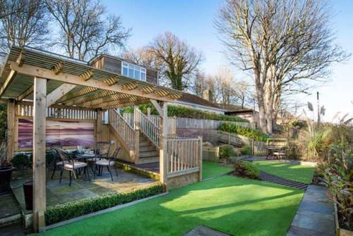 Beach Approach House 30 steps from beach Luxury house kids slide and chill out room amazing location garden