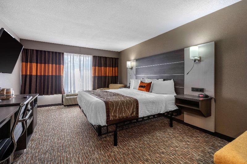 Clarion Inn - photo 24