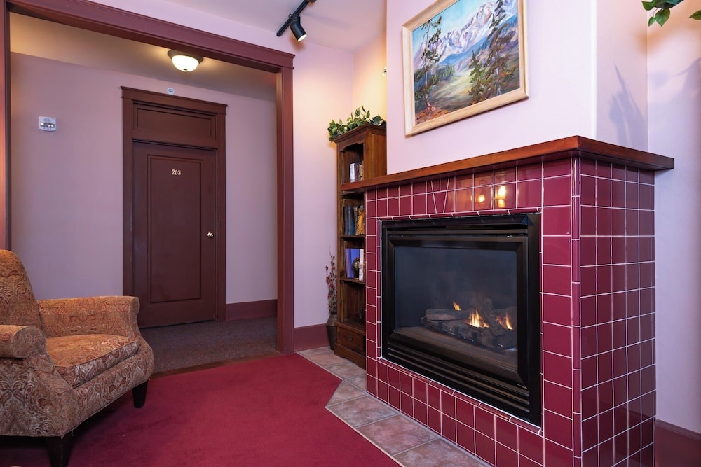 Hotel Condon - photo 34