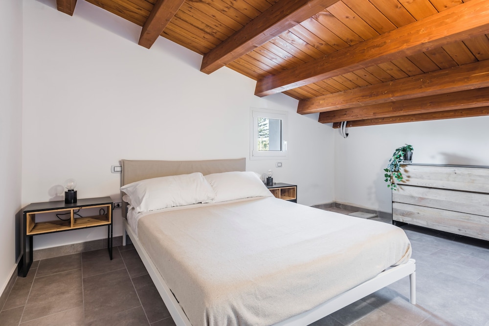 Etneo Apartment by Wonderful Italy — 4-Star Luxury Hotel in Siracusa, Italy
