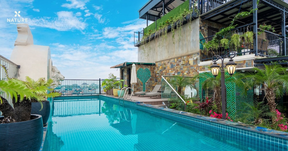 Nature Hotel Ba Dinh — 4-Star Luxury Hotel in Hanoi, Vietnam