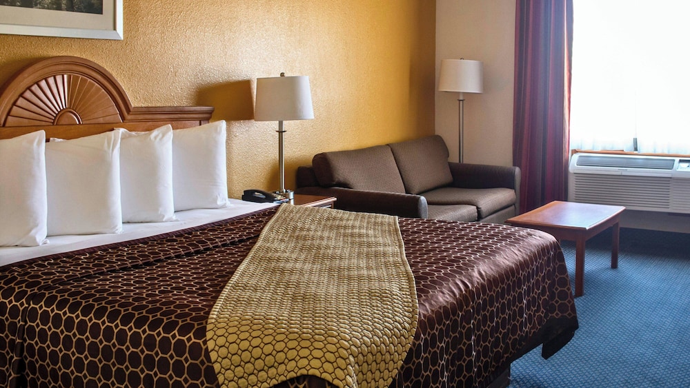 Magnuson Hotel Sand Springs Tulsa West - photo 22