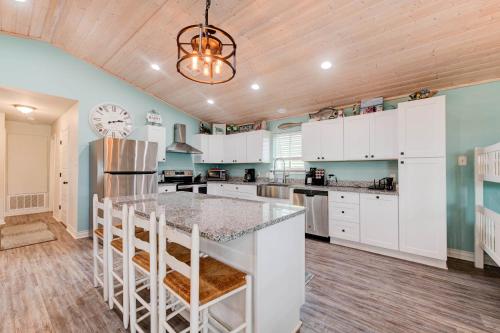 A Rocks Resort by Silver Sands Vacation Rentals - photo 16