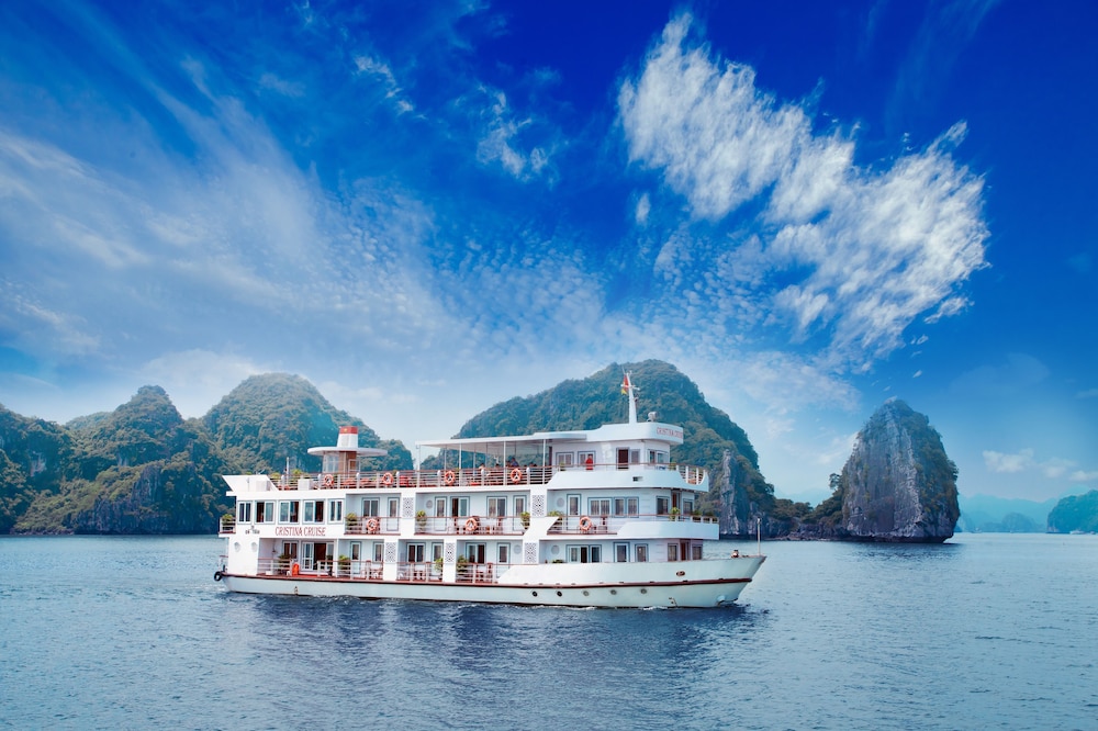 Halong Cristina Diamond Cruise — 4-Star Luxury Hotel in Ha Long, Vietnam