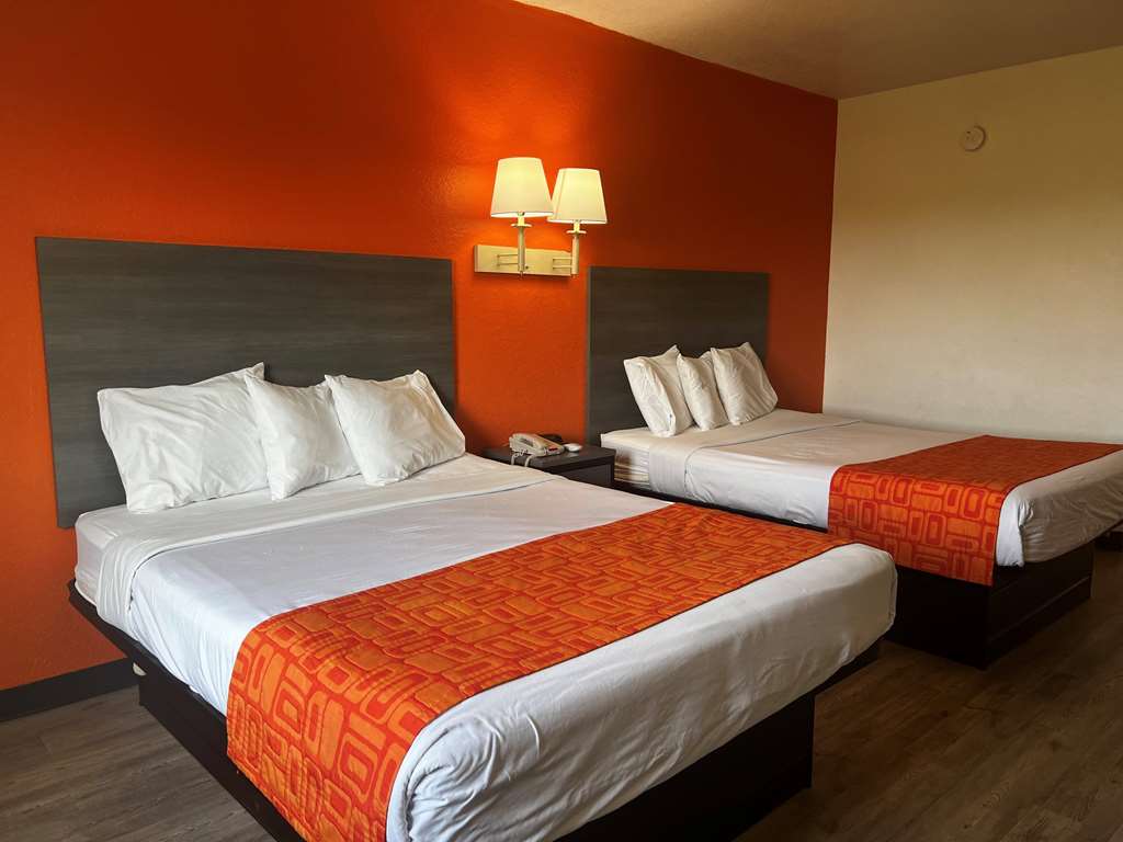 Howard Johnson by Wyndham Galveston - photo 14