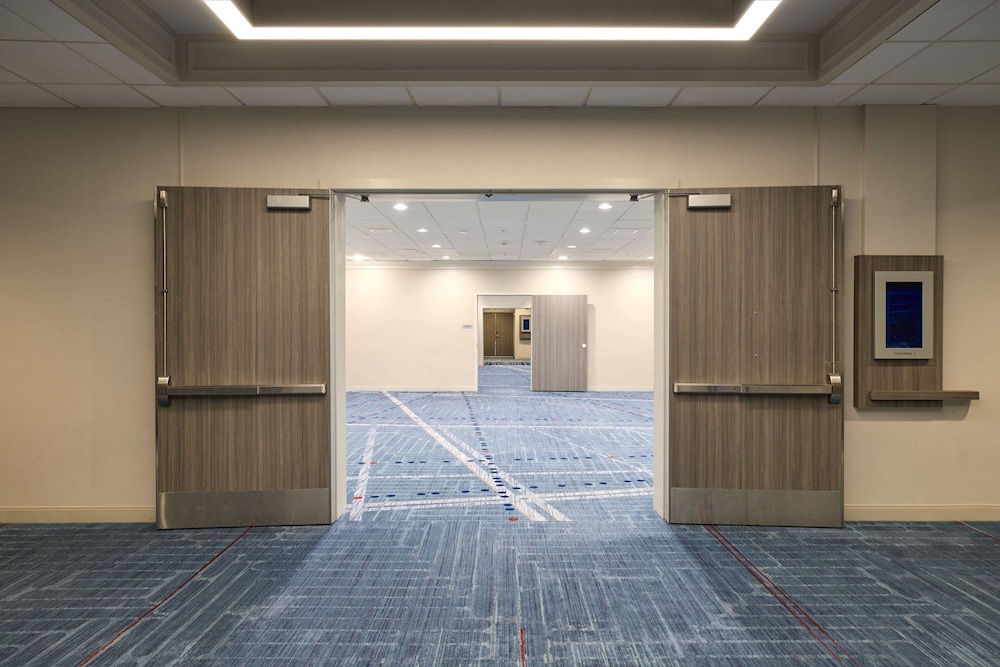 Los Angeles Airport Marriott - photo 82