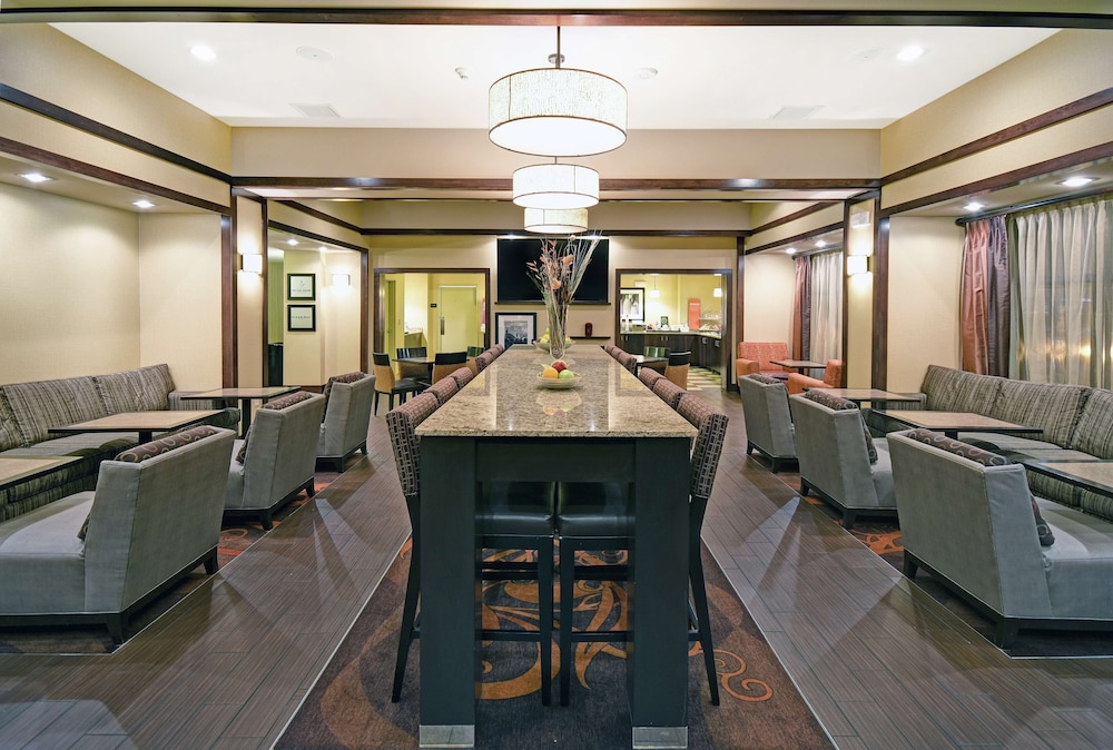 Hampton Inn Beloit - photo 28