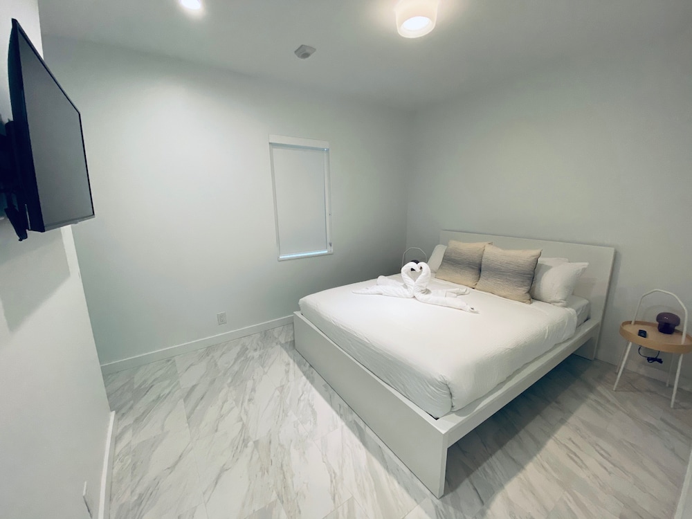 The Marlin Beachside - photo 48