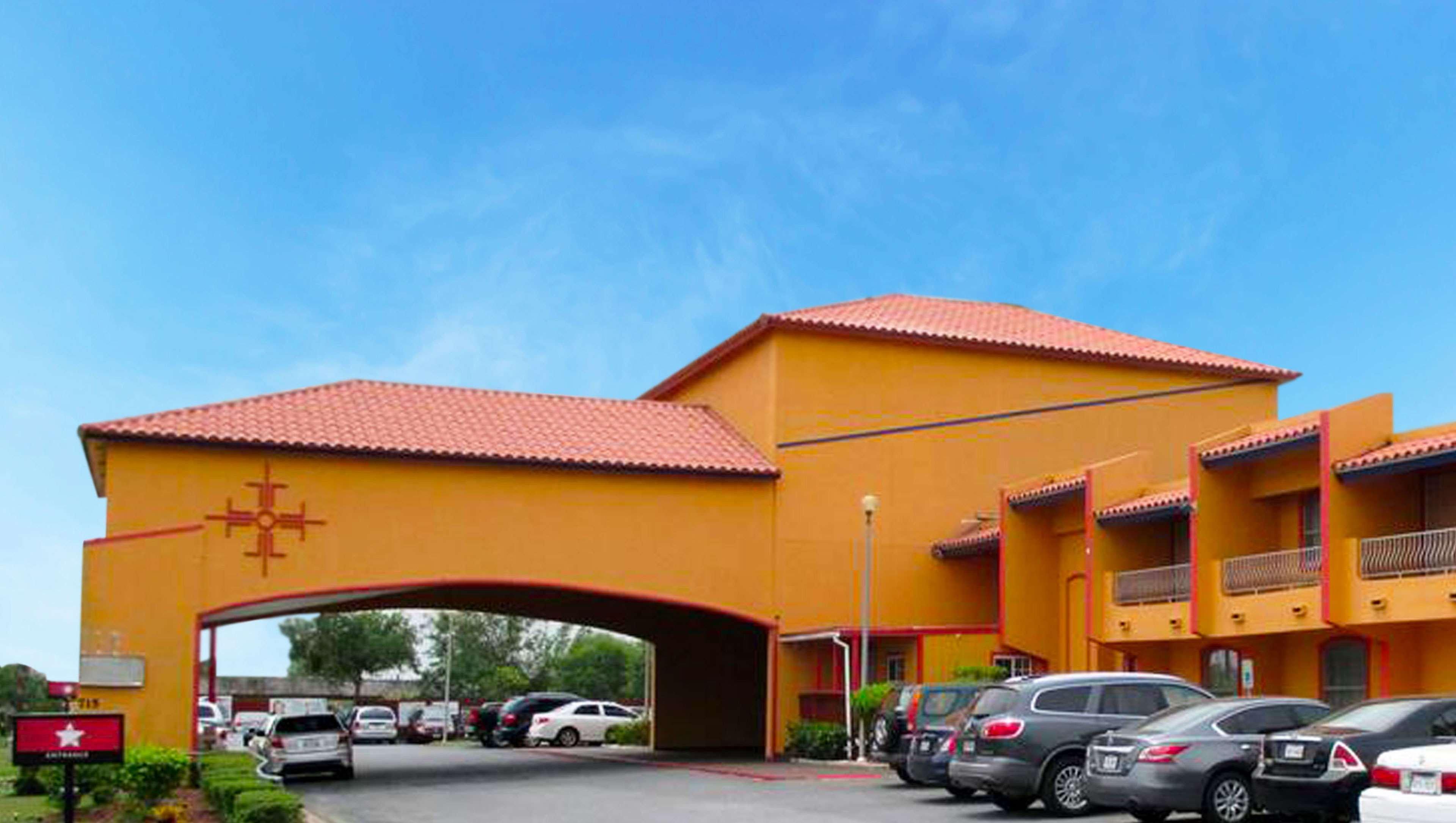 Magnuson Hotel Brownsville - photo 11