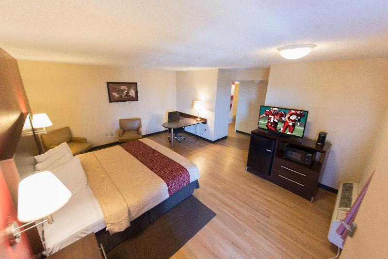 Red Roof Inn Austin North - photo 9
