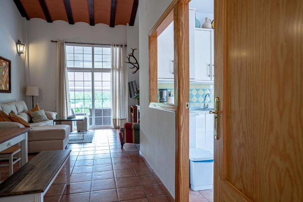 Casa los Jardines del Lago — 4-Star Luxury Hotel in Cordoba, Spain