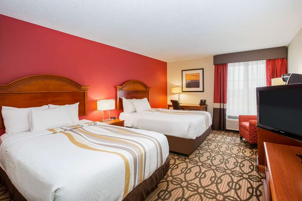 La Quinta Inn & Suites by Wyndham North Platte - photo 5