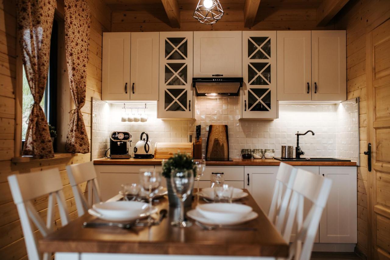 Chaty Skwirutowe Wzgorze Domki Całoroczne in Ustrzyki Dolne, Poland