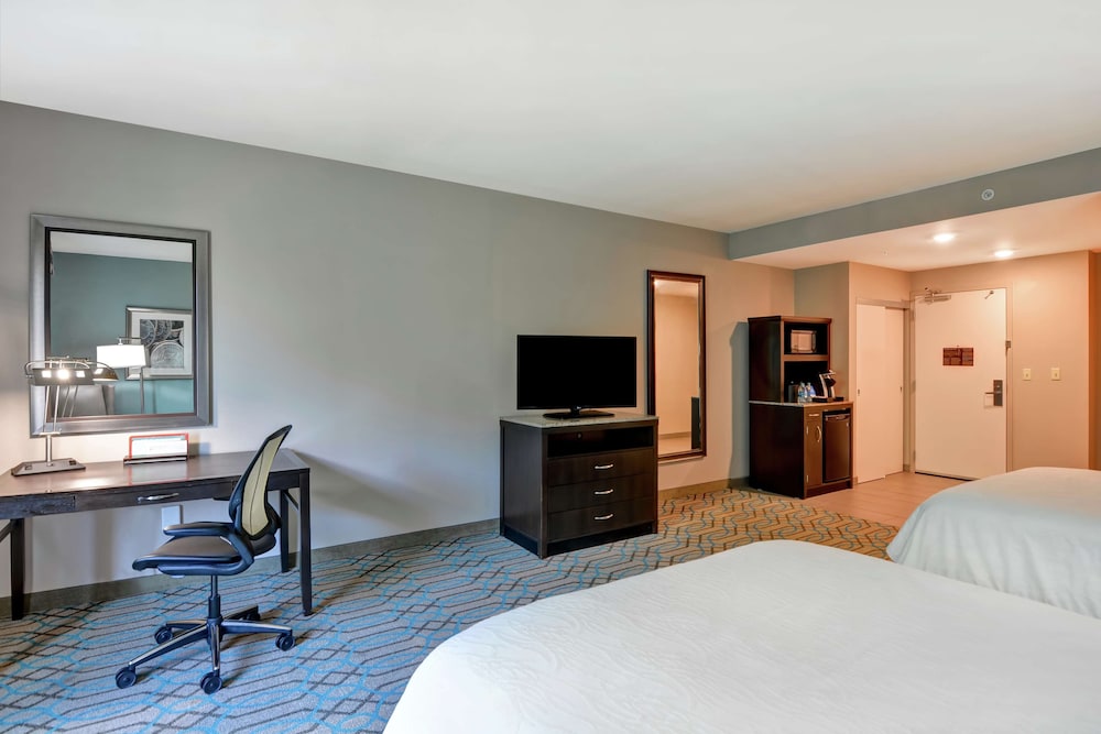 Hilton Garden Inn West Little Rock - photo 7