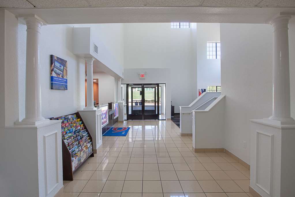 Motel 6 Bedford TX Fort Worth - photo 24