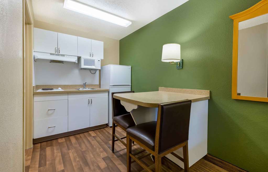 Extended Stay America Suites Washington DC Germantown Town C - photo 37
