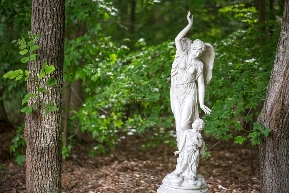 Rosewood Manor - photo 3