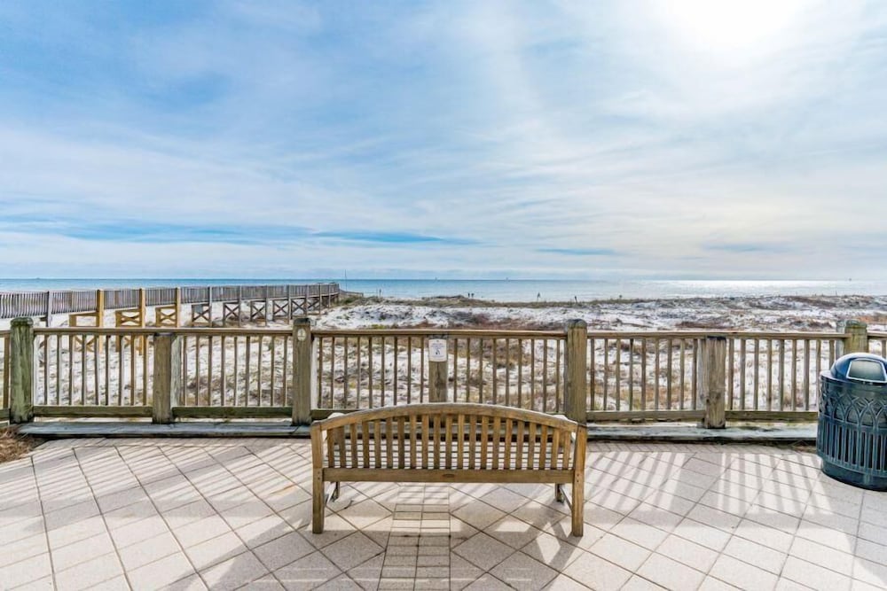 Beach Club 806A by Youngs Suncoast — 4-Star Luxury Hotel in Gulf Shores, United States