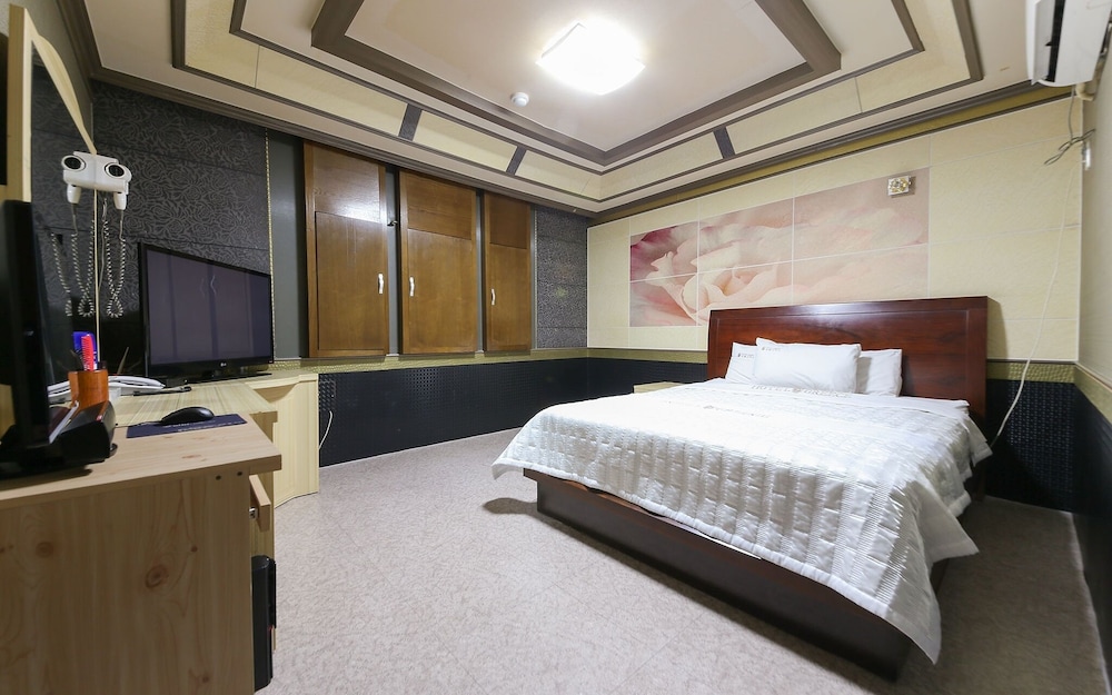 Mokpo Greece in Mokpo, South Korea