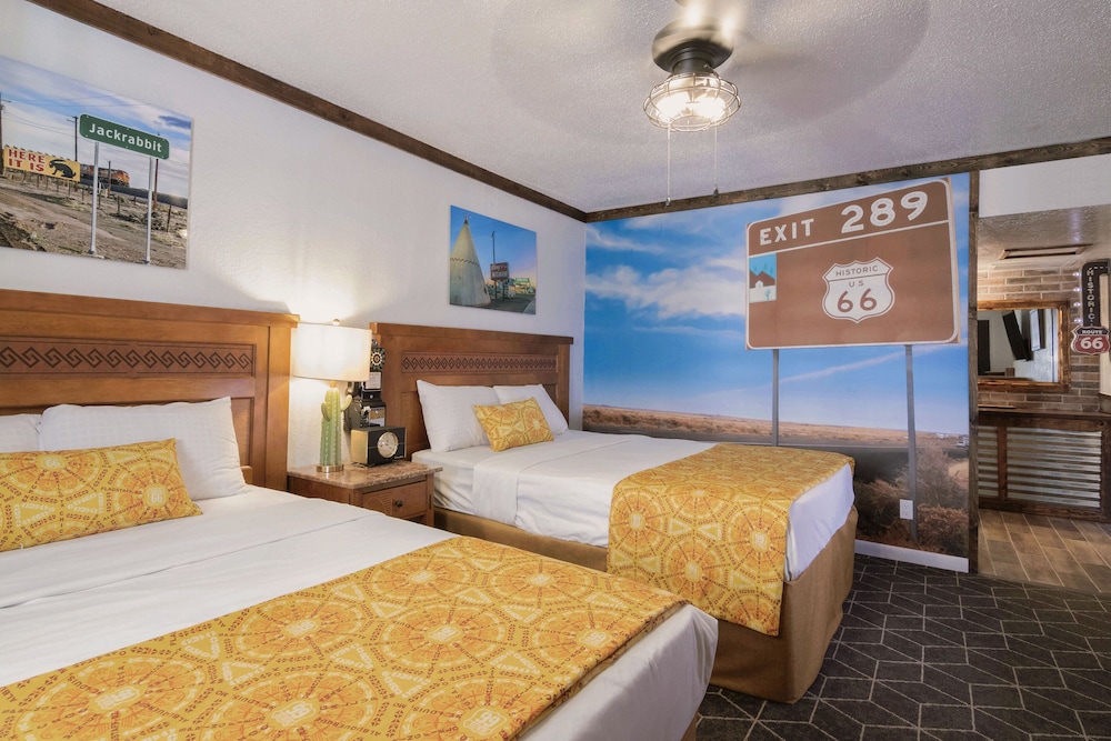 Hotel El Rancho - photo 40