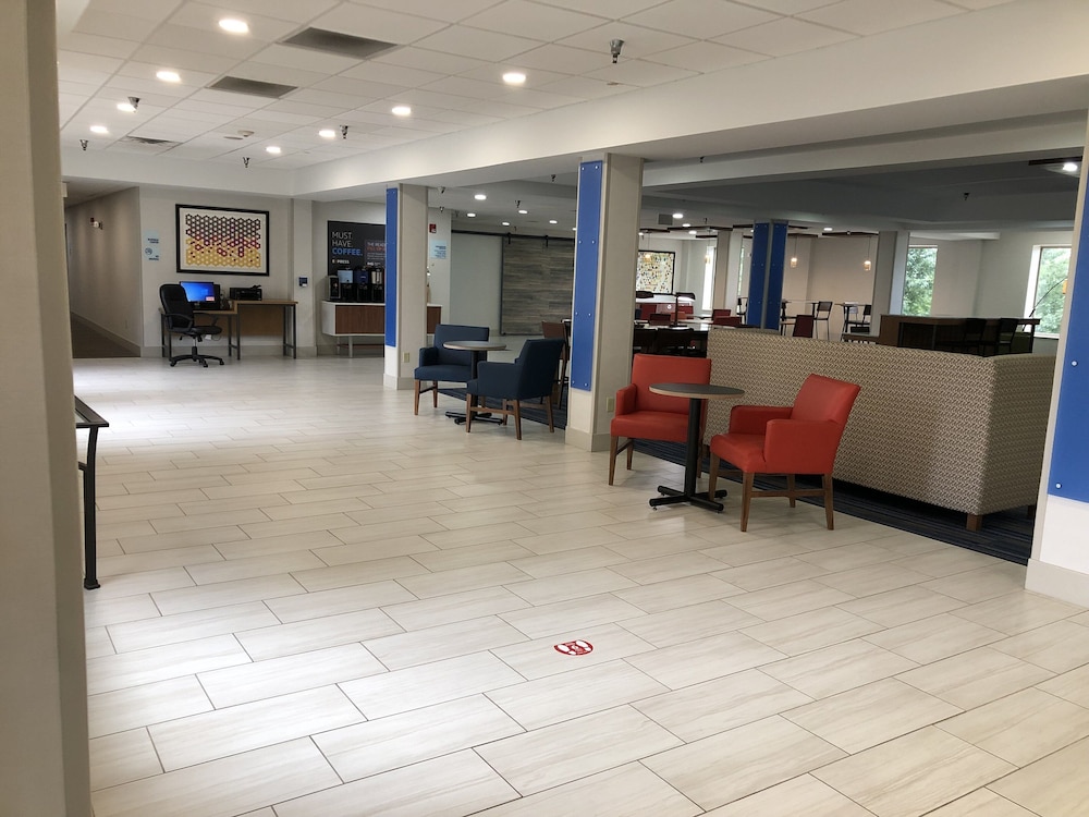 Holiday Inn Express Hotel & Suites Pittsburgh West Mifflin by IHG - photo 31
