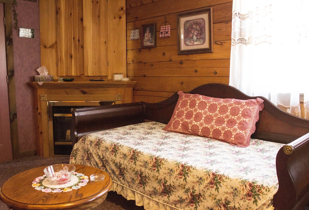 Berry Patch Bed and Breakfast - photo 25