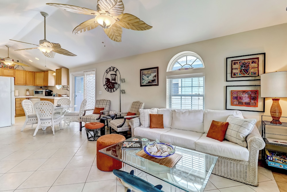 534 N Fletcher Ave #1 in Fernandina Beach, United States