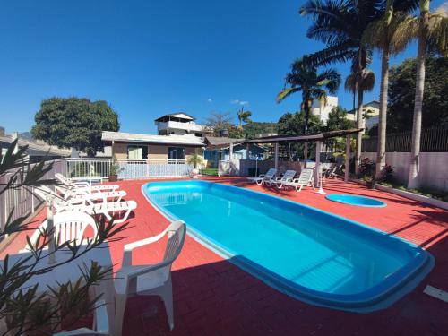 Ds2 2 Dorm Piscina Ar Wifi Churrasqueira Bruno Klemtz