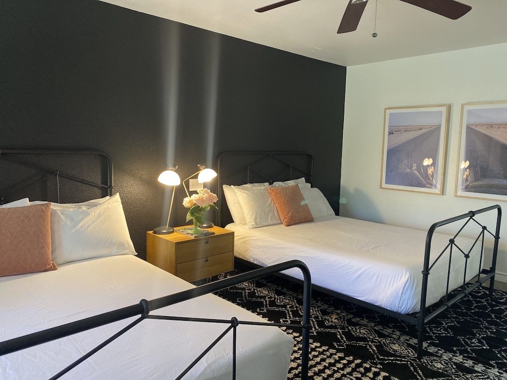 Wimberley Inn - photo 6