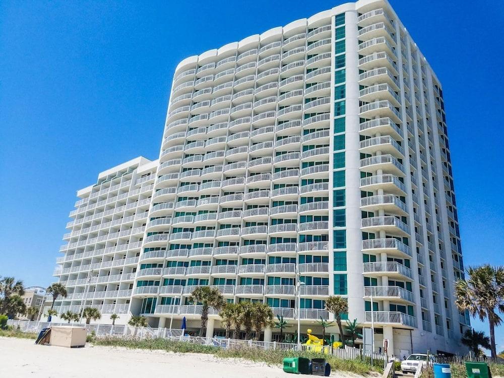 Sandy Beach 1612 - carbon neutral hotel in Myrtle Beach