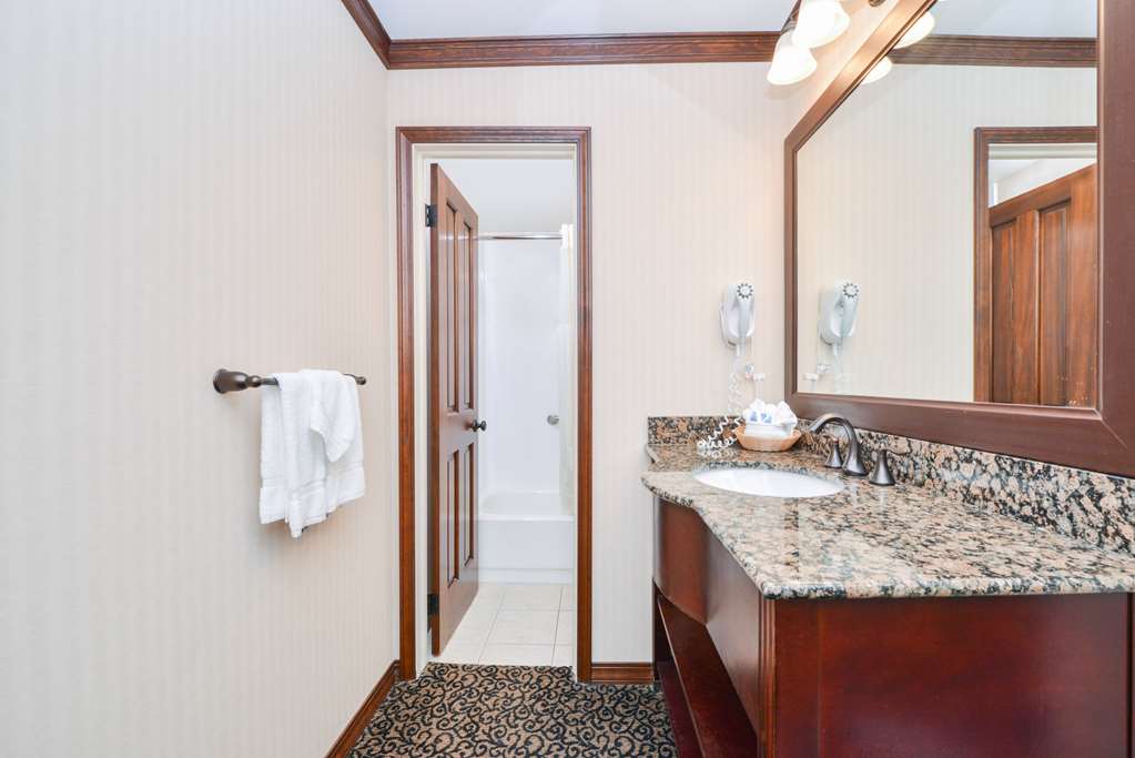 Best Western Edgewater Resort - photo 35