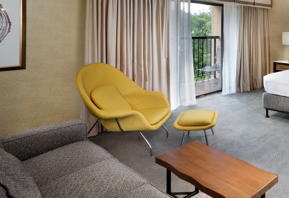 Crowne Plaza Resort Asheville by IHG - photo 12