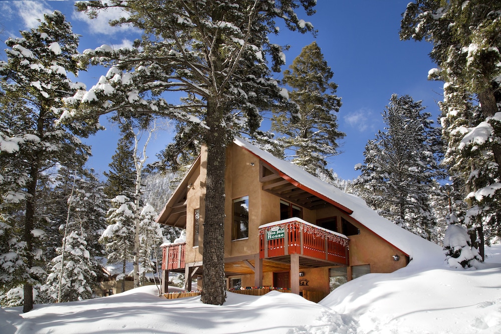 Cottam's Lodge by Alpine Village Suites - photo 20