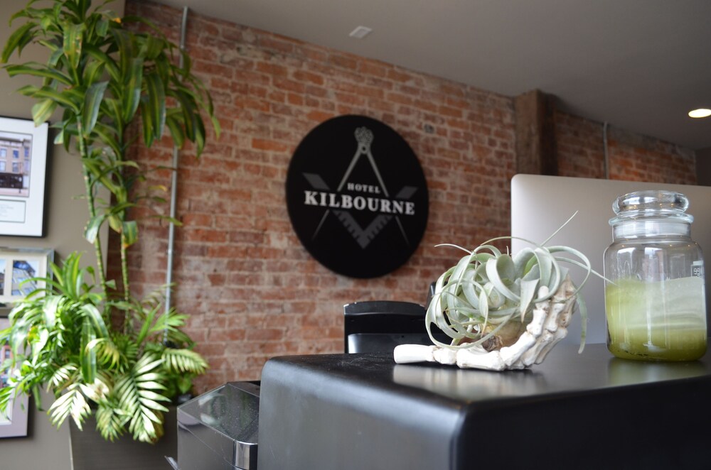 Hotel Kilbourne Downtown Sandusky - photo 4