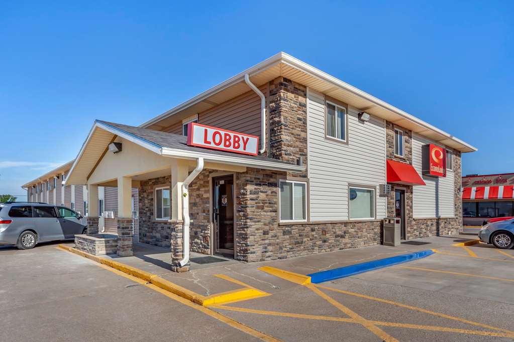 Econo Lodge Hays I 70 — hotel in Hays