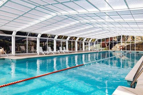 5 Serviced Apartment Marbella — 4-Star Luxury Hotel in Marbella, Spain