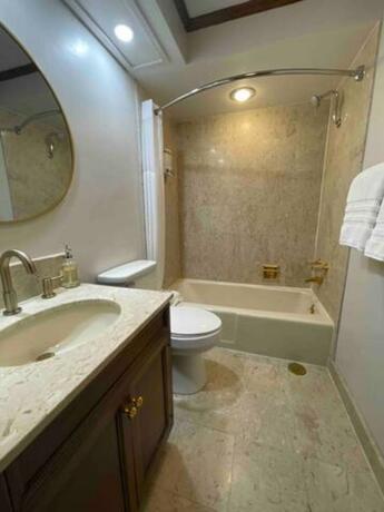 Hotel Phillips Hotel - photo 2