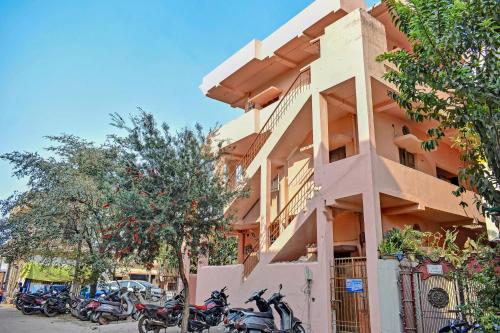 Spot On Hotel Seema Inn in Durg, India