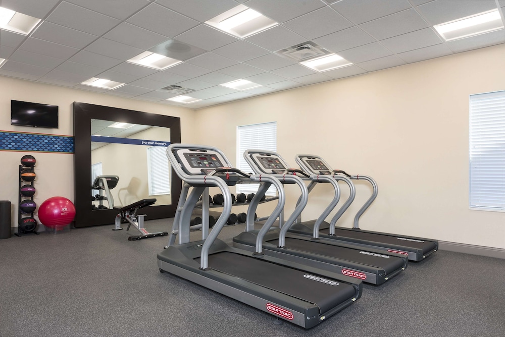 Hampton Inn & Suites Chicago Schaumburg - photo 24