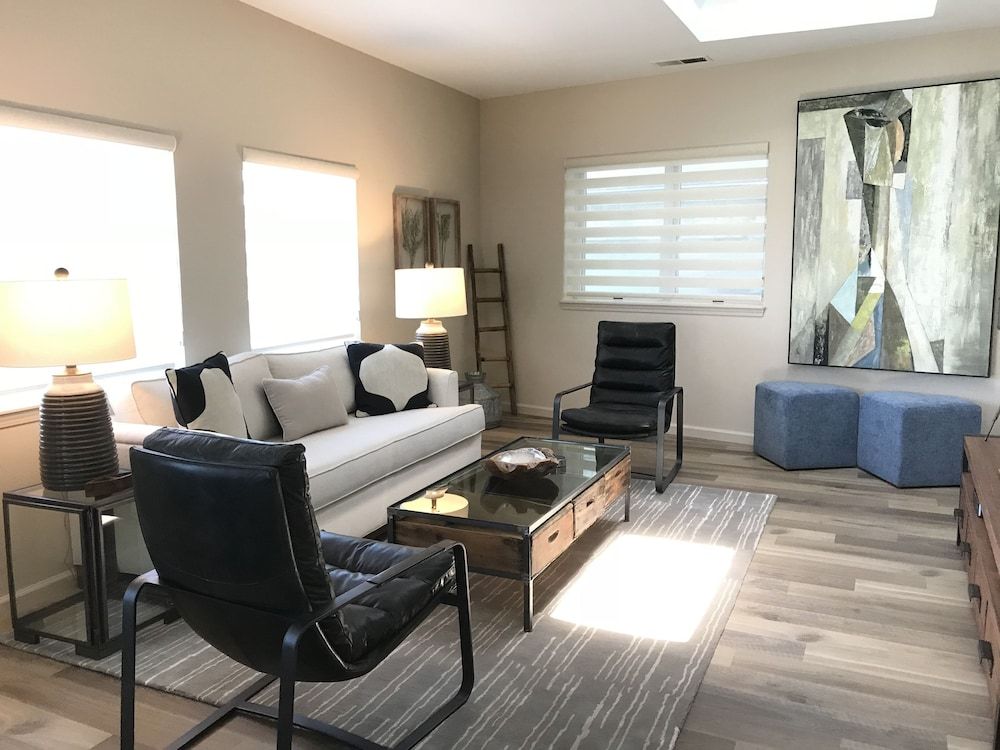 Downtown Suites One - photo 10