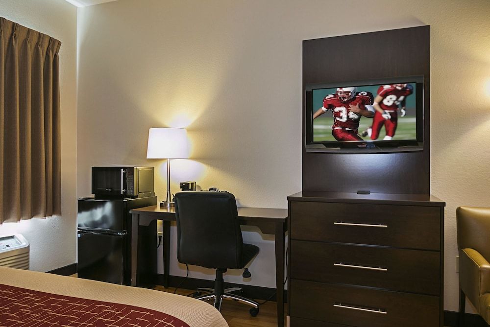 Red Roof Inn Coldwater - photo 13