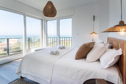 Villa Ambar New — 4-Star Luxury Hotel in Colares, Portugal