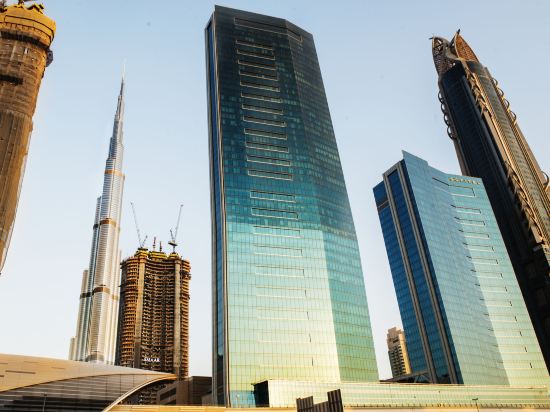 Dream Inn 48 Burj Gate Skyline View — 5-Star Luxury Hotel in Dubai, United Arab Emirates