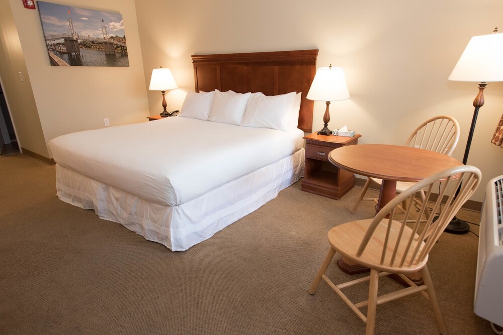 The Admiral's Inn Resort - photo 10