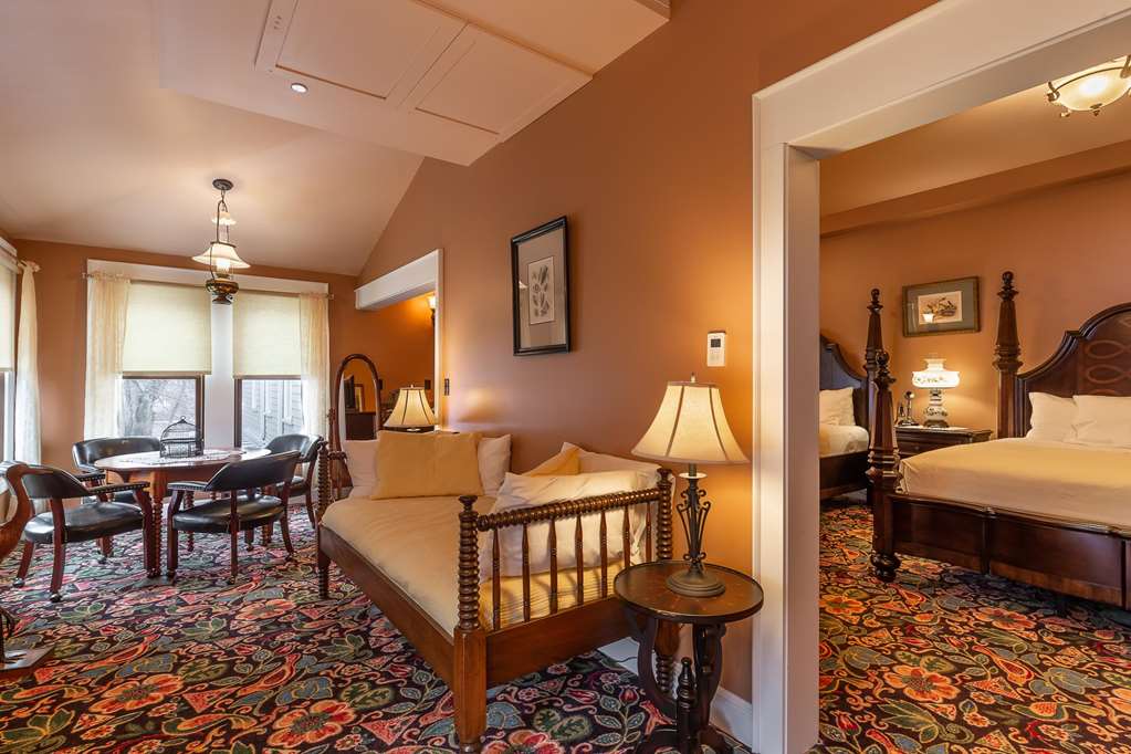 Steele Mansion - photo 36